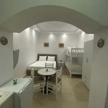 شقة Casa De Flori *