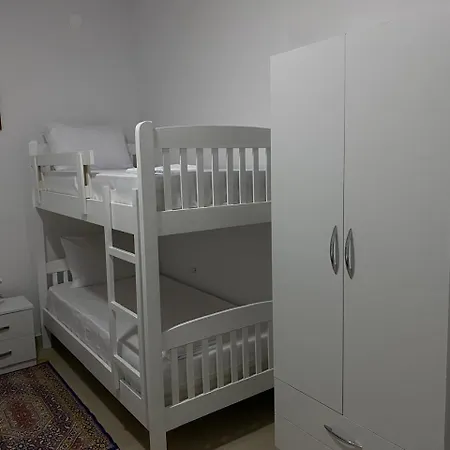 Casa De Flori شقة